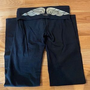 VS Angle wings yoga pants